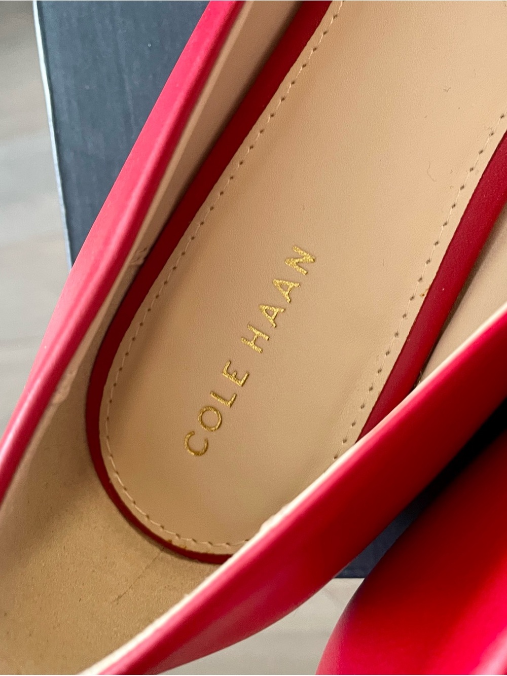Brand New Cole Haan Red Pointed-Toe Flats with Bow and Gold Accent - Picture 3 of 7